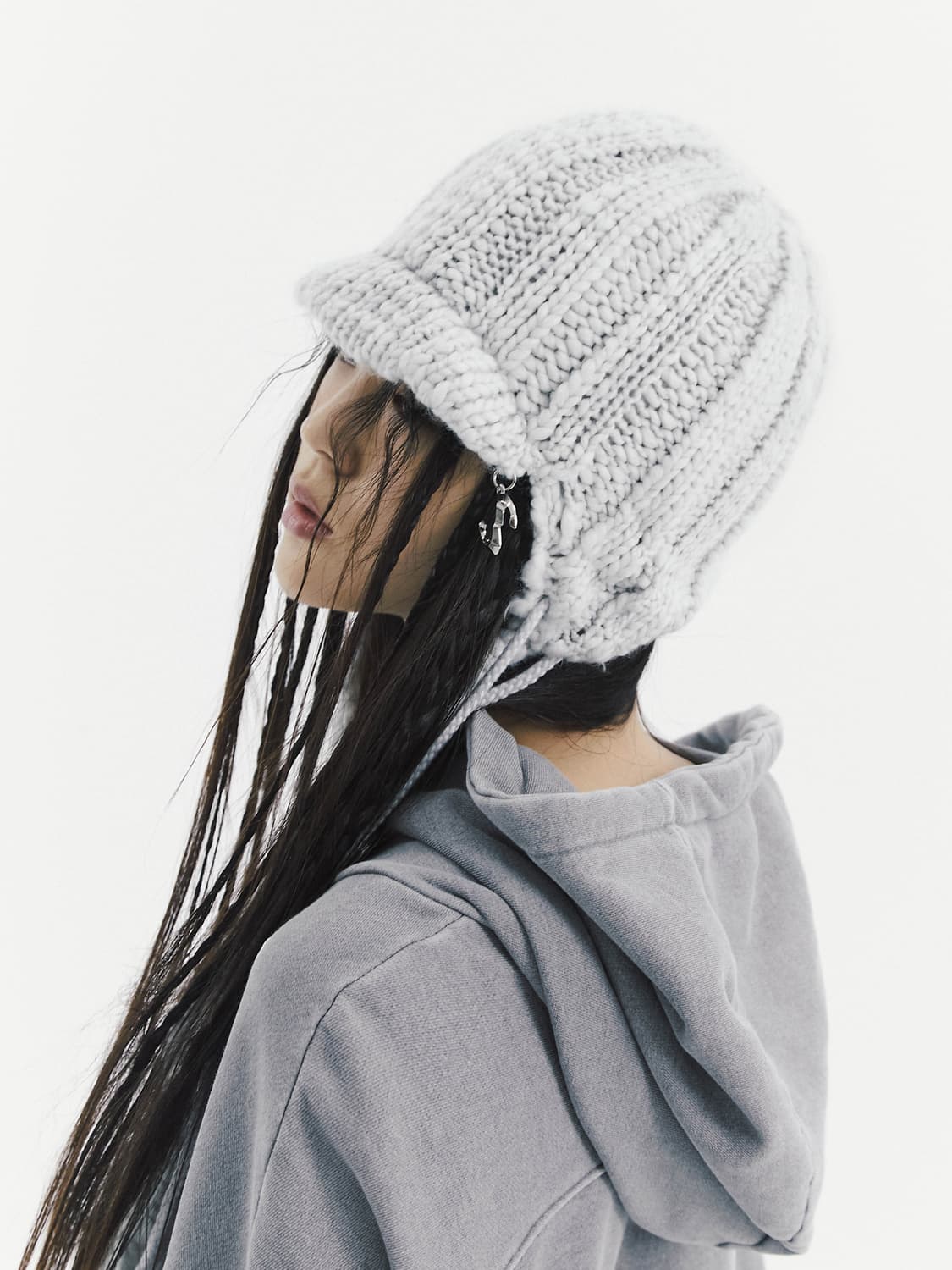 오호스 BRAIDED EARFLAP BEANIE-GREY 상품이미지2