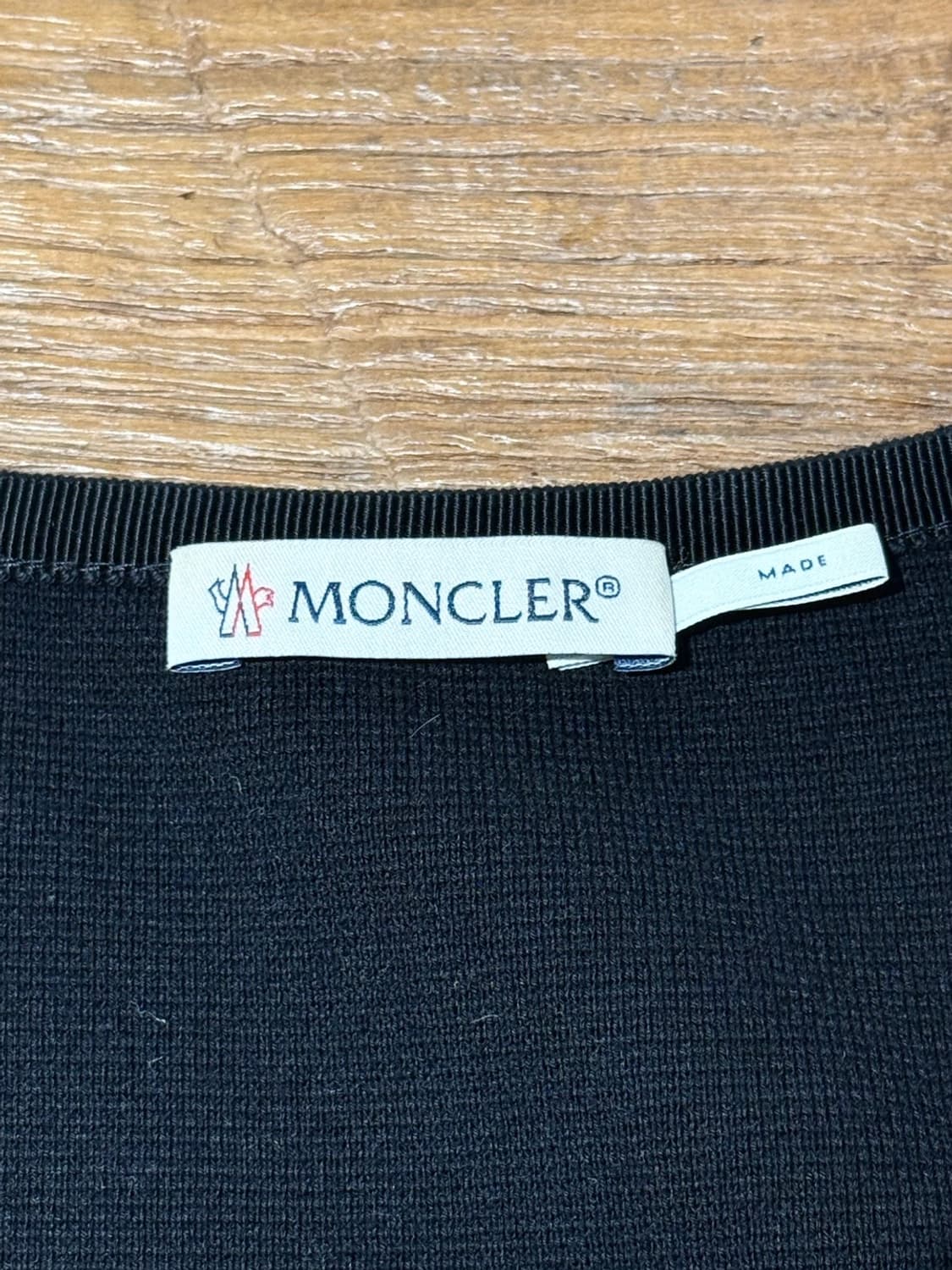 몽클레어 블랙 구스 다운 니트 베스트 상품이미지5