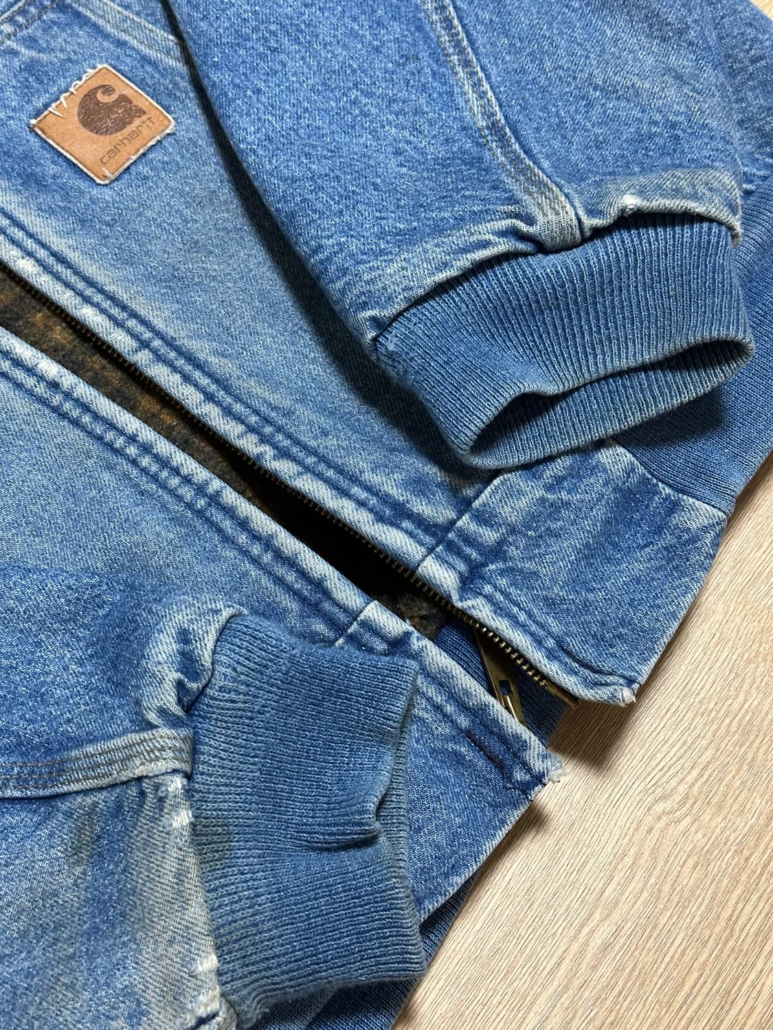 칼하트 J08 DST L/R 데님 액티브 자켓 J130 상품이미지2