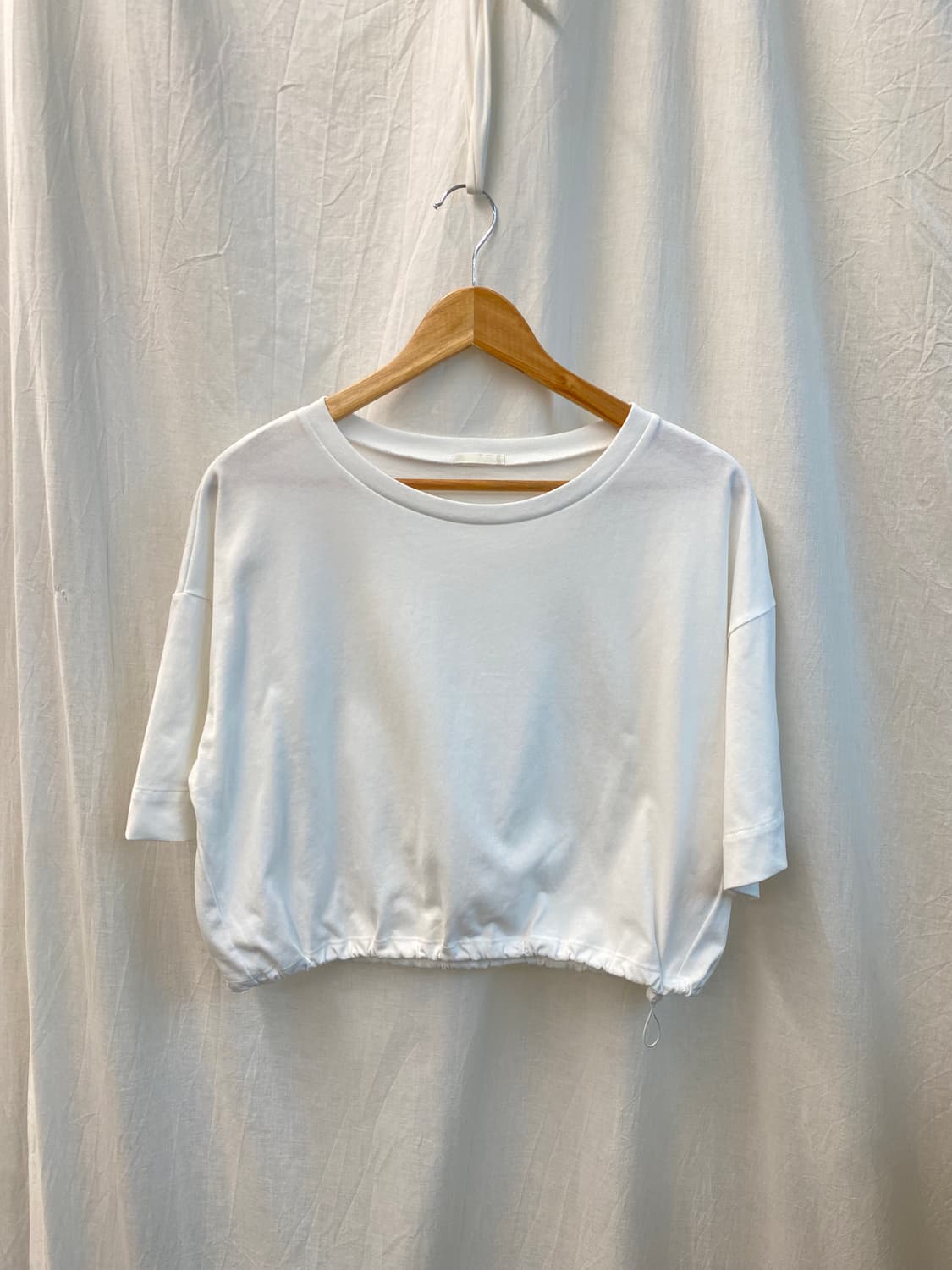 GU 화이트 크롭반팔티셔츠(L) 상품이미지1