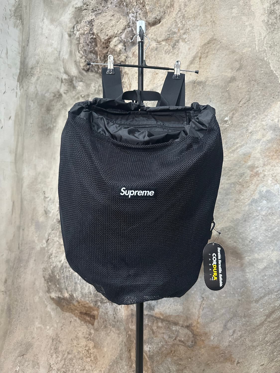 슈프림 15SS 메쉬백팩 상품이미지1