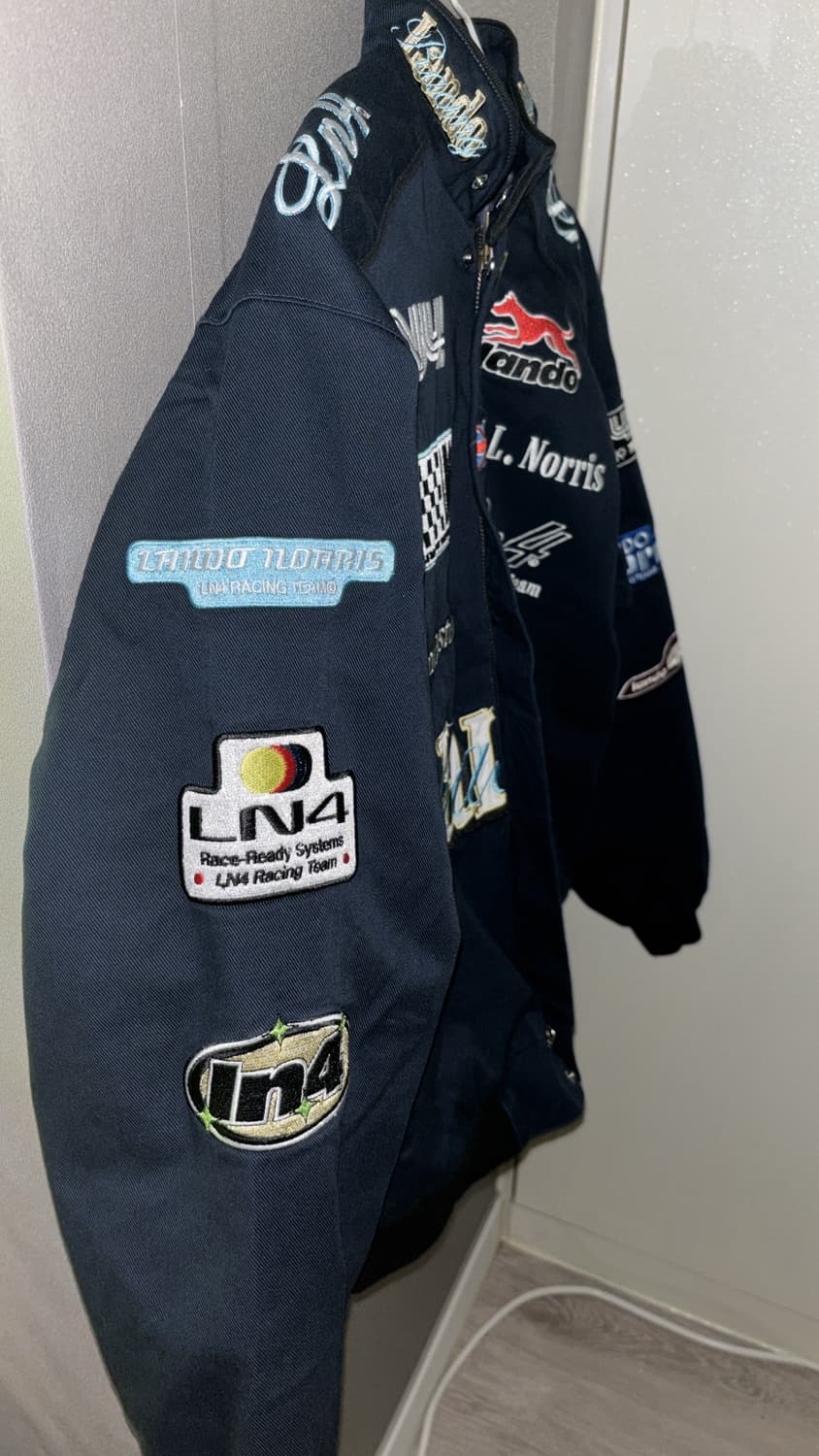 랜도 노리스 자켓 LN4 공식 머천 상품이미지4