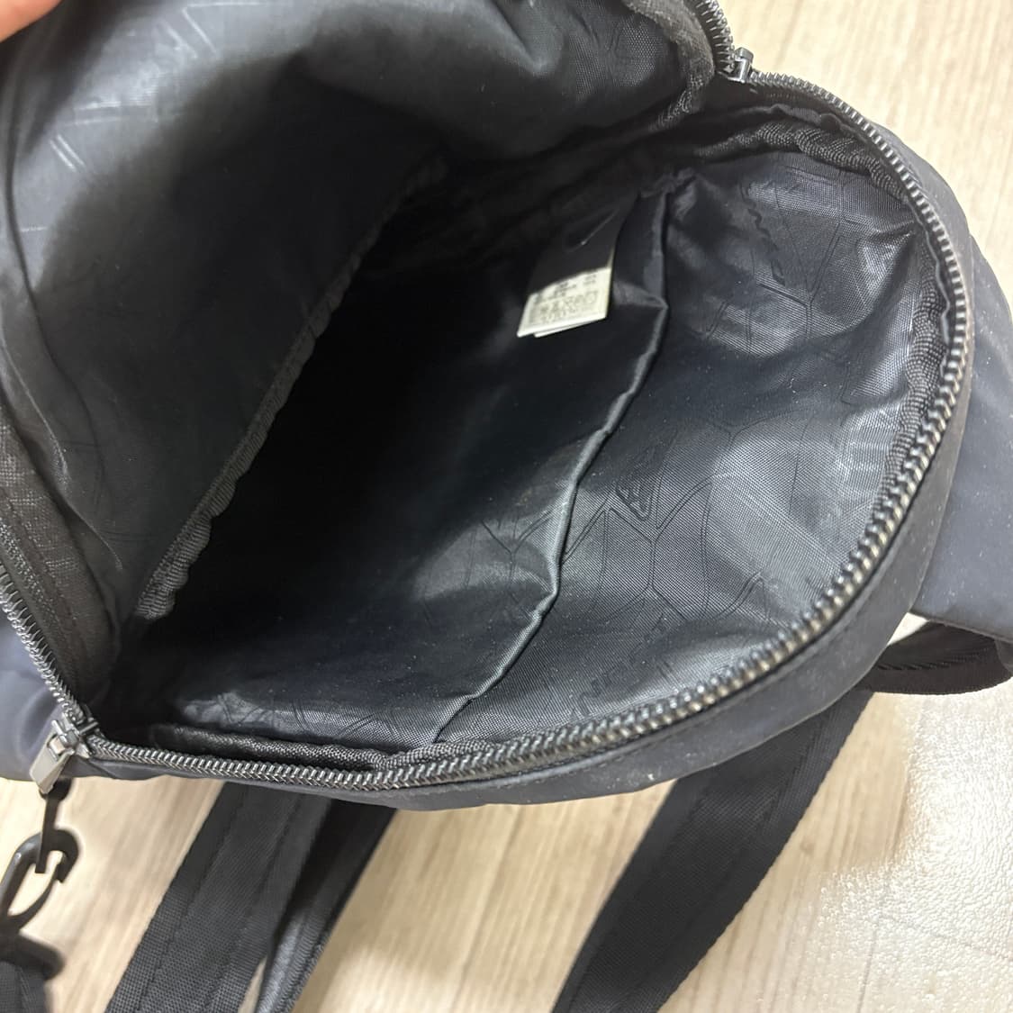 다이나핏 블랙 슬링백 상품이미지5