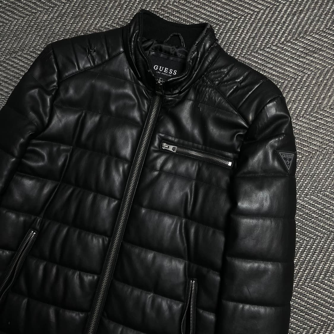 게스 패치 로고 퀄팅 패딩 자켓 블랙o 5104 상품이미지2