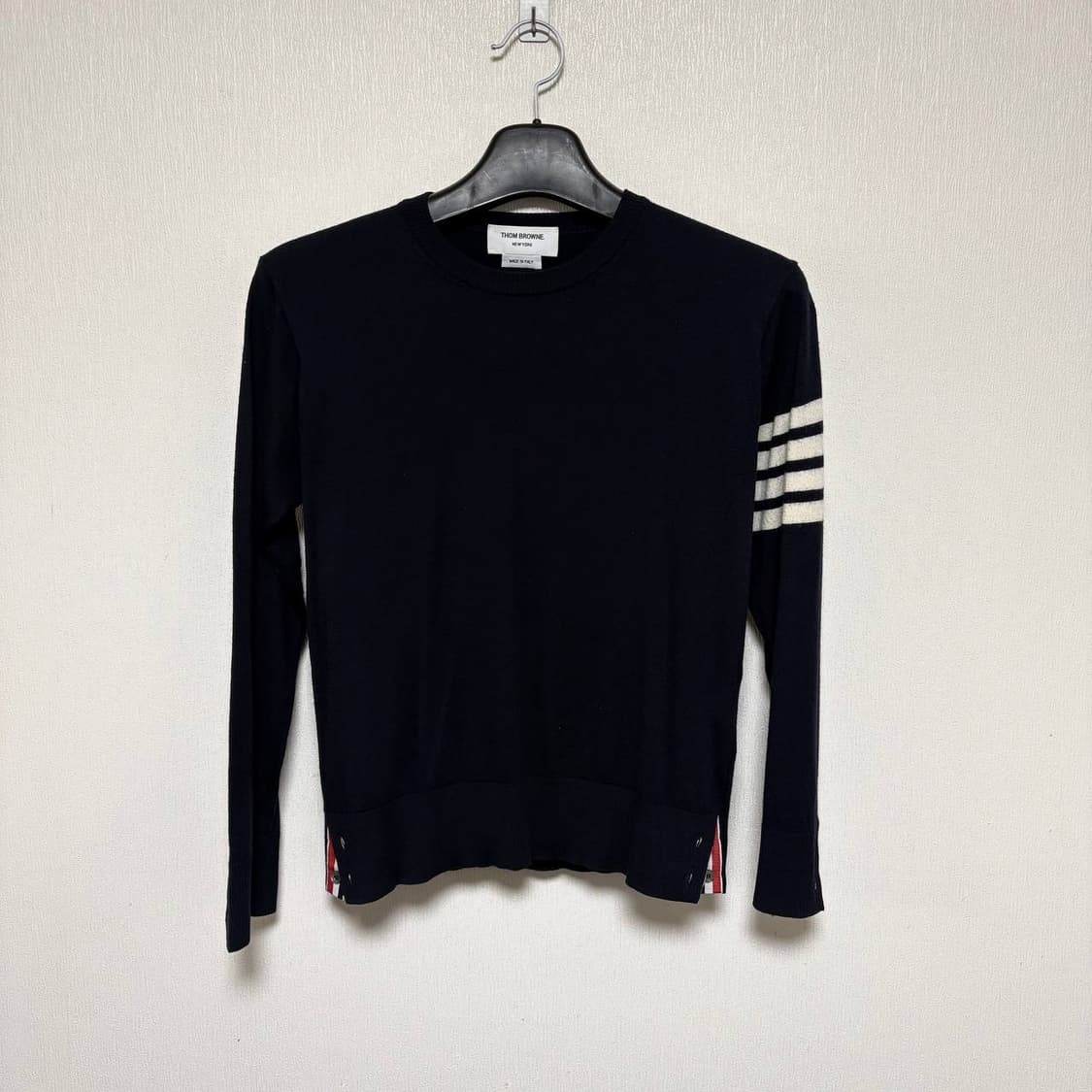 [2] 톰브라운 사선완장 울 니트 네이비 상품이미지1