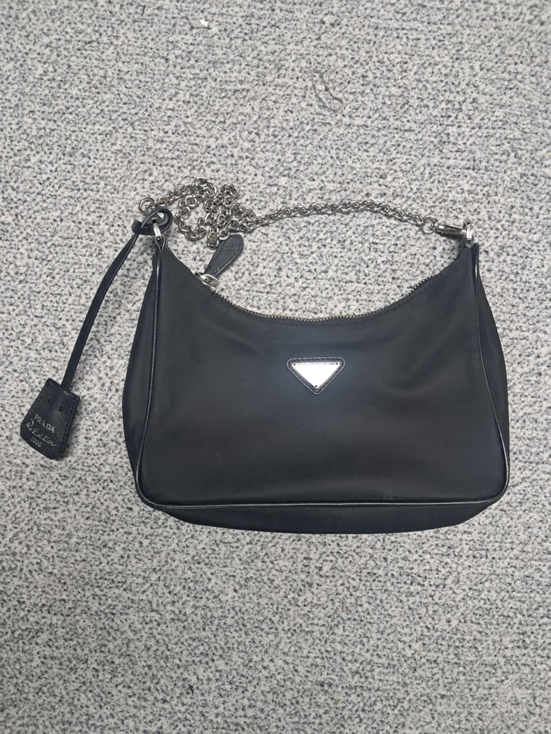프라다 나일론 체인가방 상품이미지1