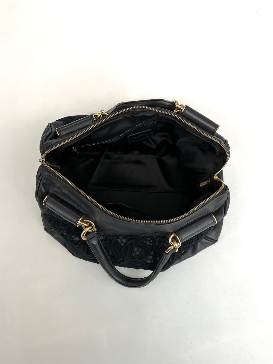 돌체앤가바나 2011 런웨이 아카이브 플라워 레이스 레더백 상품이미지6