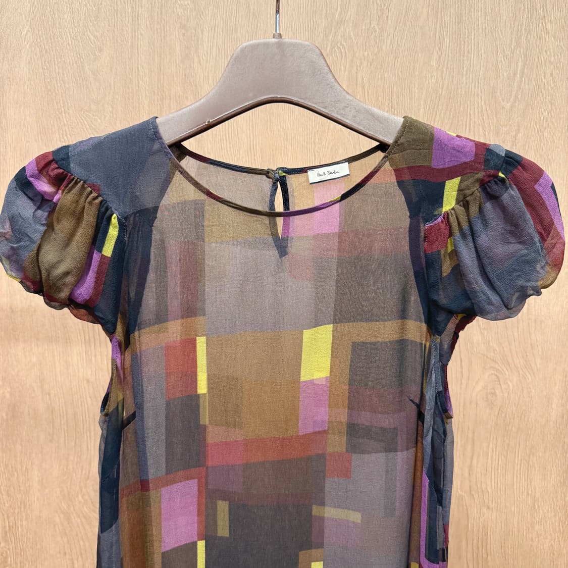 폴스미스 멀티 체크 시스루 퍼프소매 반팔 블라우스 티셔츠 상품이미지4