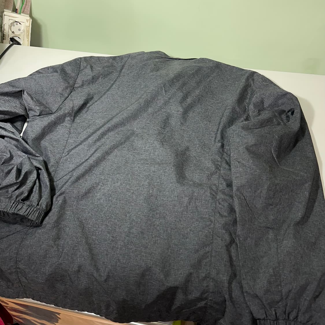 L 네파 진그레이 밑단스트링 등산 경량 바람막이 상품이미지5