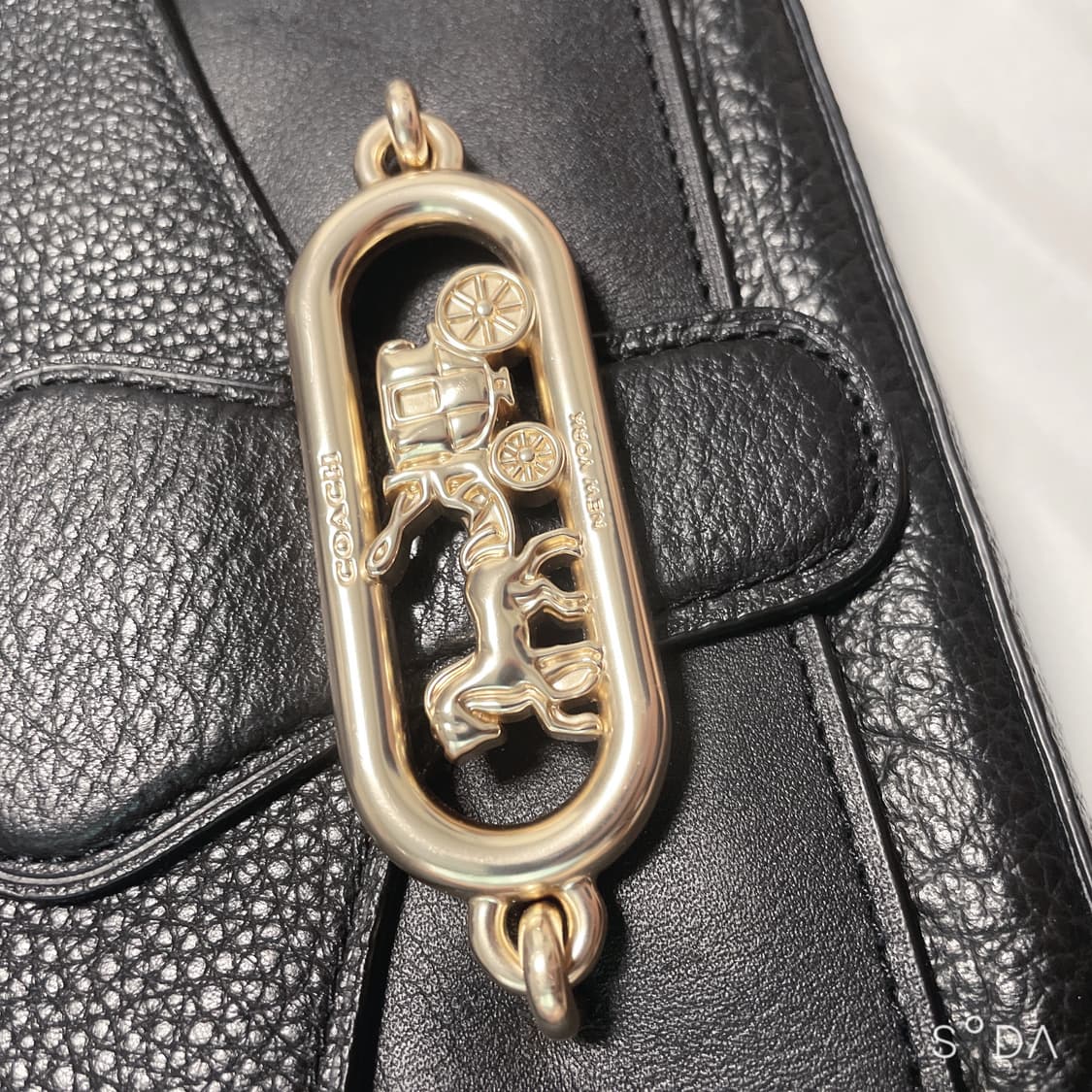 코치 미니 크로스백 블랙 상품이미지2