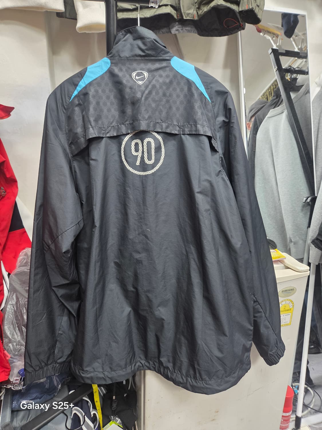나이키   바람막이    상품이미지4