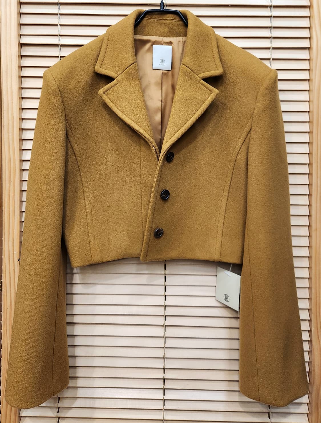 (새상품)블로썸 카멜 울 크롭자켓 상품이미지1