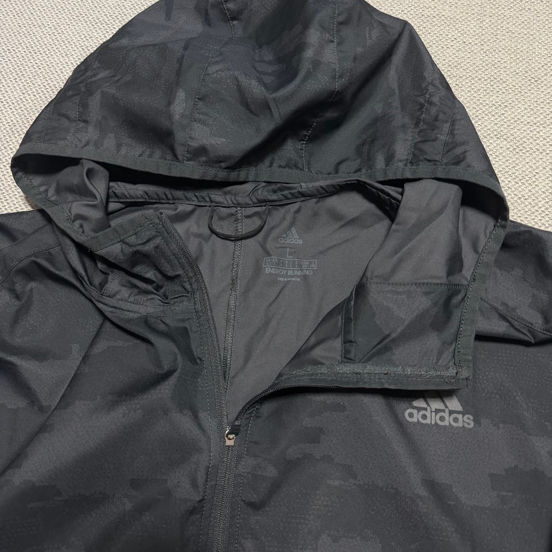 아디다스 리스폰 러닝 카모 경량 바람막이 상품이미지2