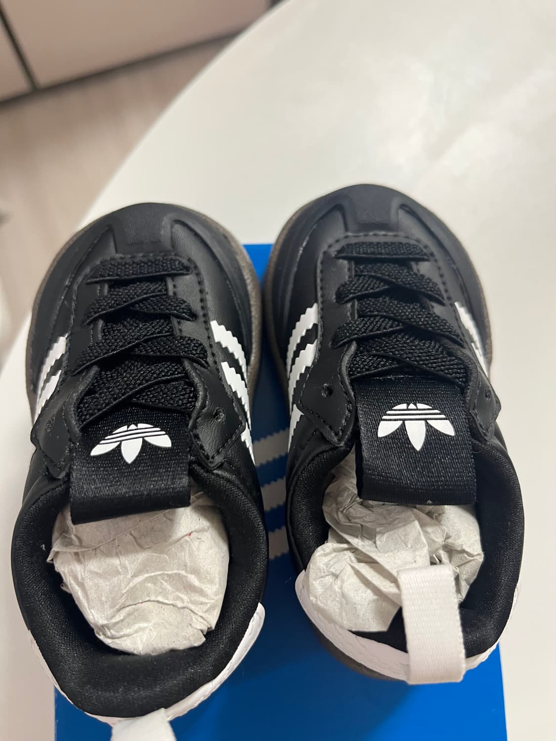 [새상품]아디다스 아디폼 삼바 상품이미지3