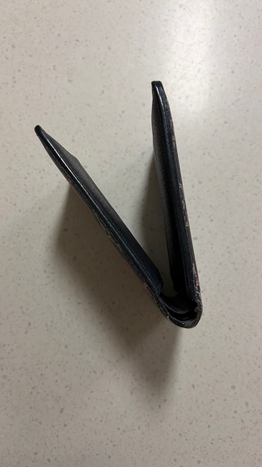 루이비통 업사이드다운 한정판 반지갑  상품이미지5