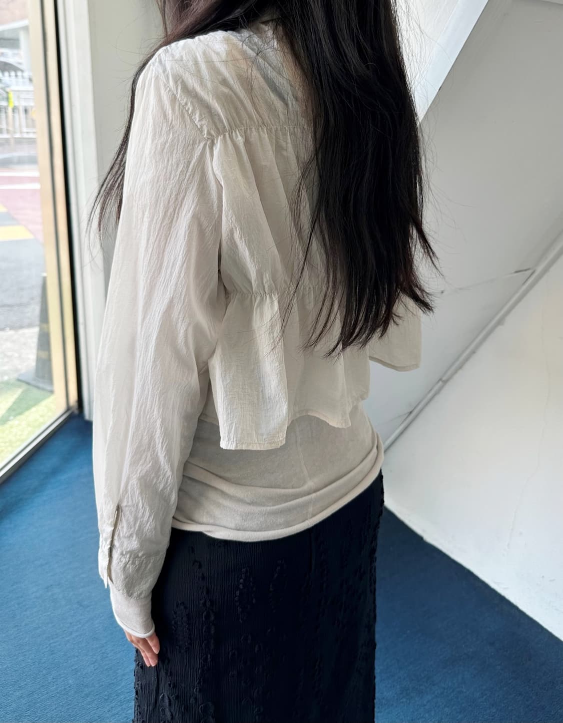 　 Sheer fabric design shirred blouse shi 상품이미지8