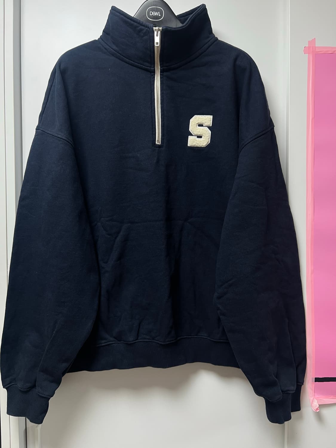 던스트 남녀공용 맨투맨 사이즈M 상품이미지1