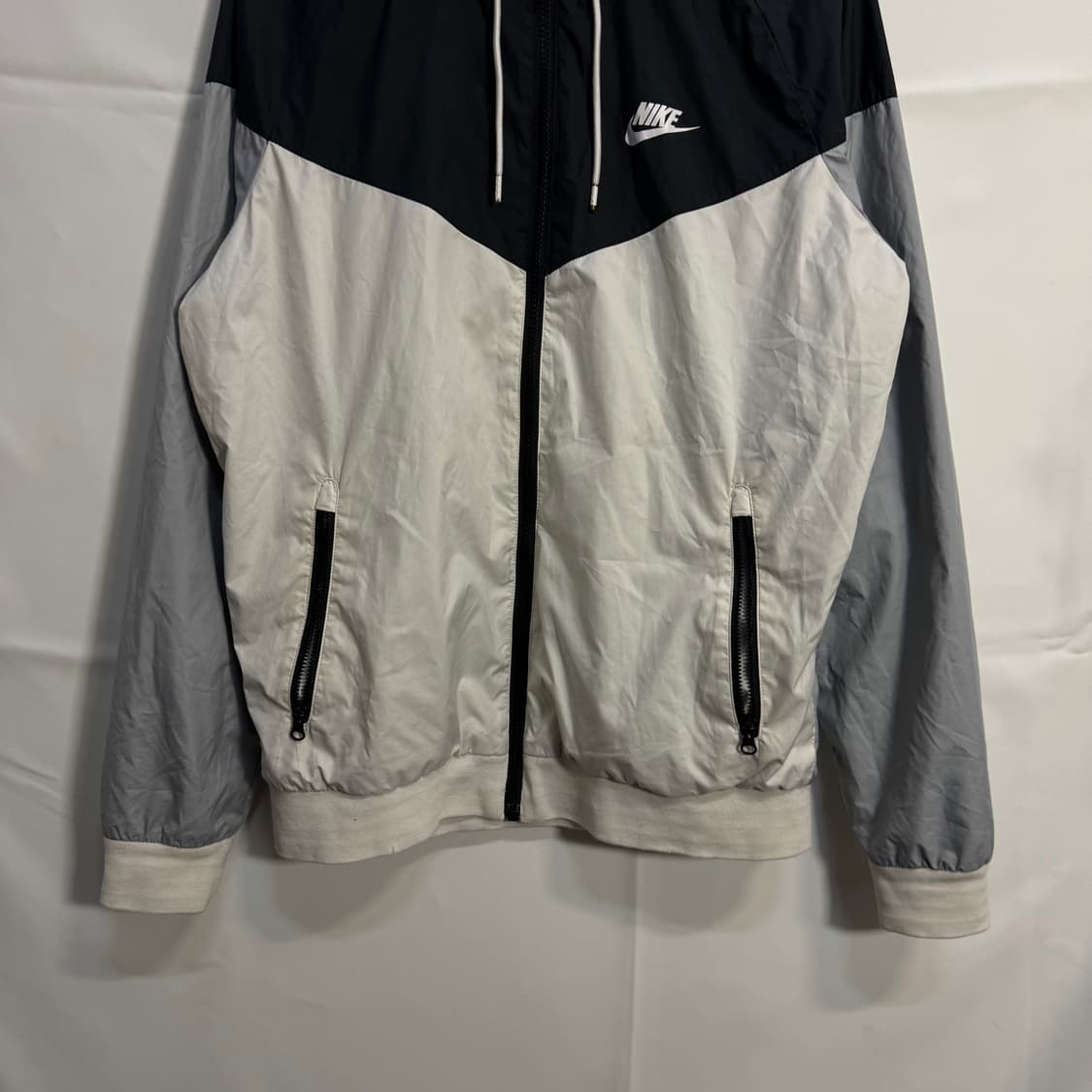 나이키 테크팩 바람막이 자켓 상품이미지3