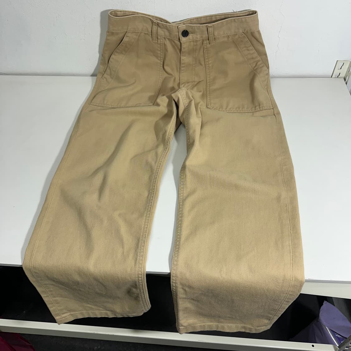 M 유니폼브릿지 베이지 레귤러핏 코튼 퍼티그팬츠 상품이미지3