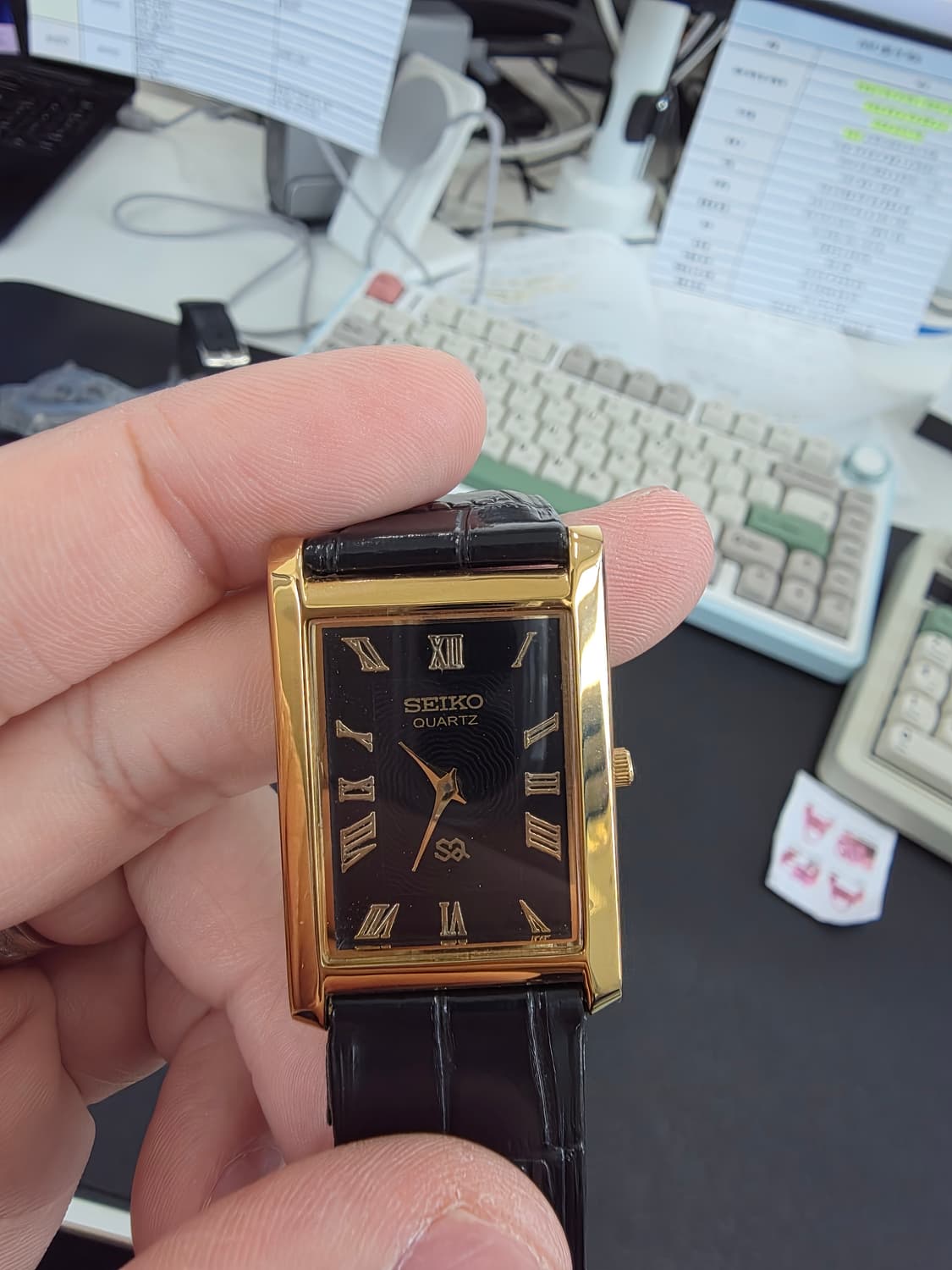 세이코 탱크 쿼츠 시계 상품이미지1