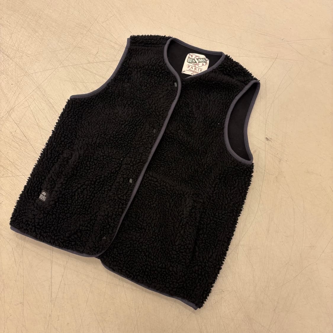 벤시몽 우먼스 블랙 후리스 베스트 상품이미지1