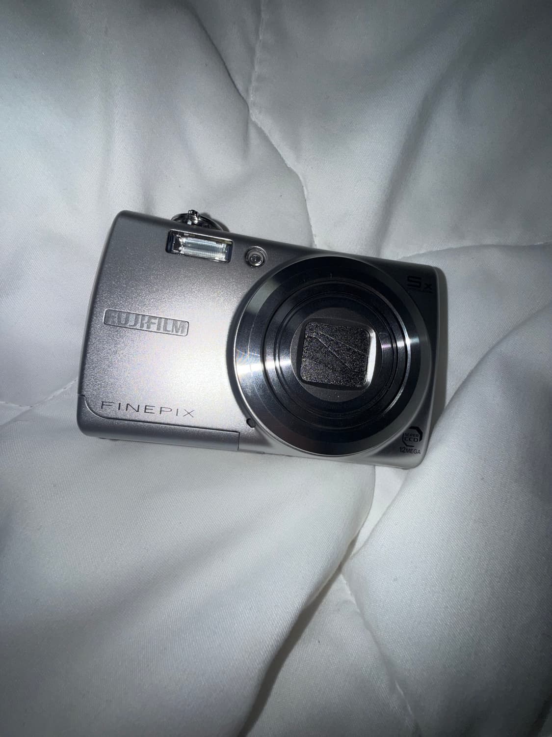 후지필름 파인픽스 f100fd 디카 디지털카메라 아일릿 트레저 요시 디카 상품이미지1