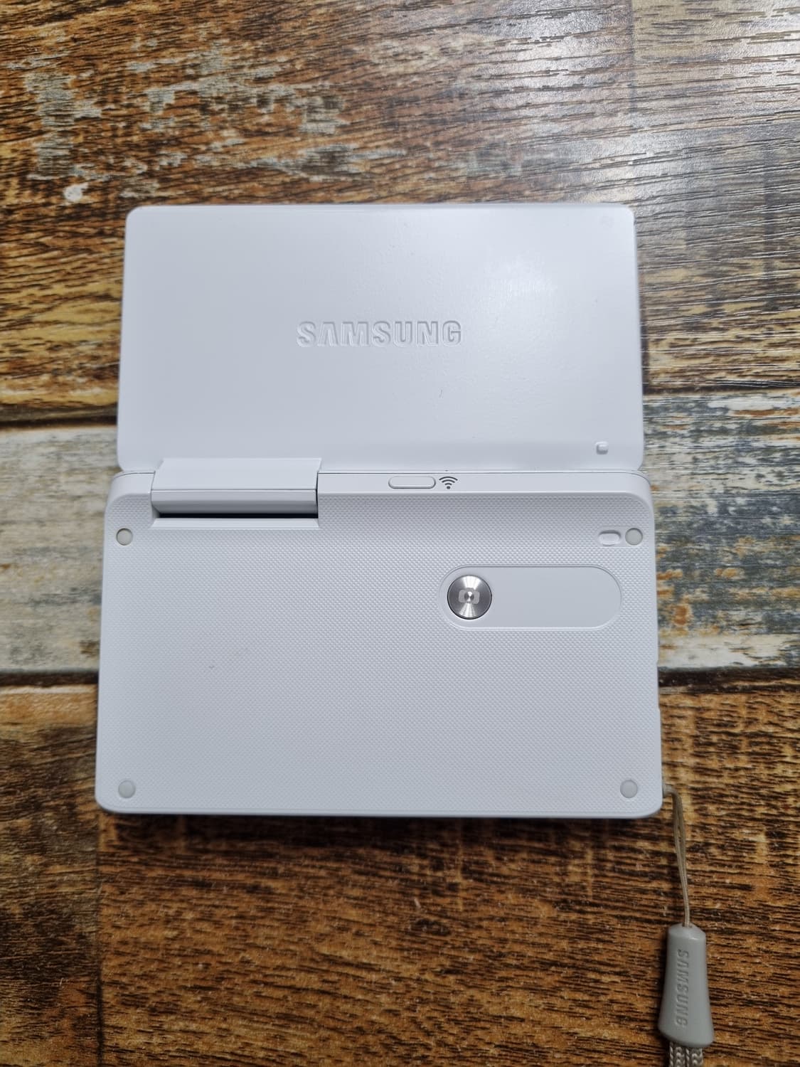 삼성 MV900F 화이트 디지털 카메라 상품이미지2