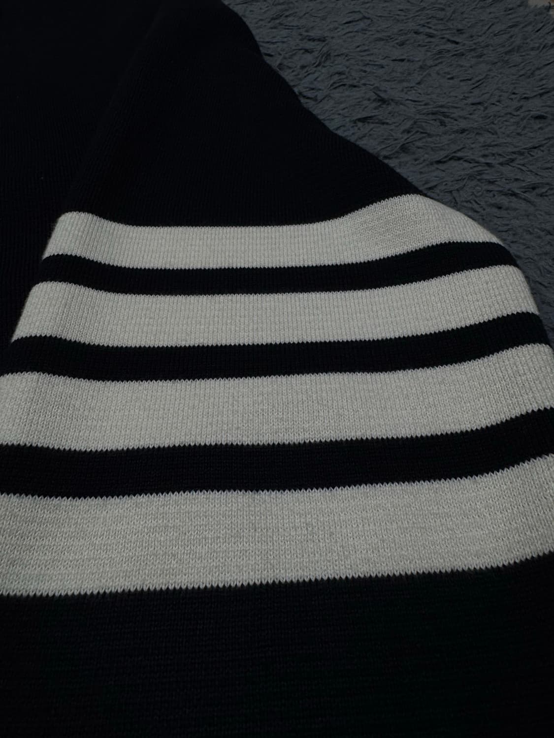 톰브라운 밀라노스티치 금장 가디건 4사이즈 상품이미지3