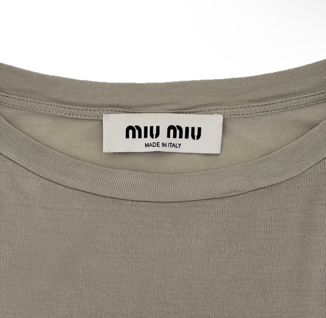 [S] 미우미우 여성 로고 패치 저지 긴팔 롱슬리브 티셔츠 퍼미스 스톤 상품이미지7