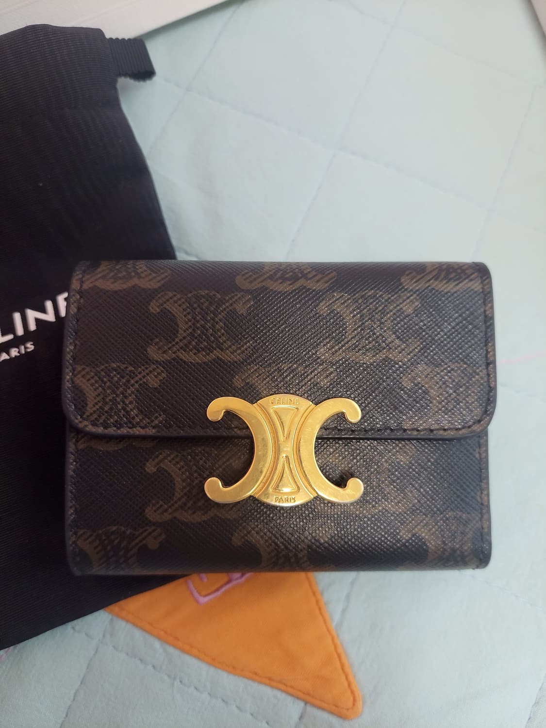 정품)급처상태좋음!셀린느 트리옹프 캔버스 동전 컴팩트 반지갑 카드지갑 상품이미지8