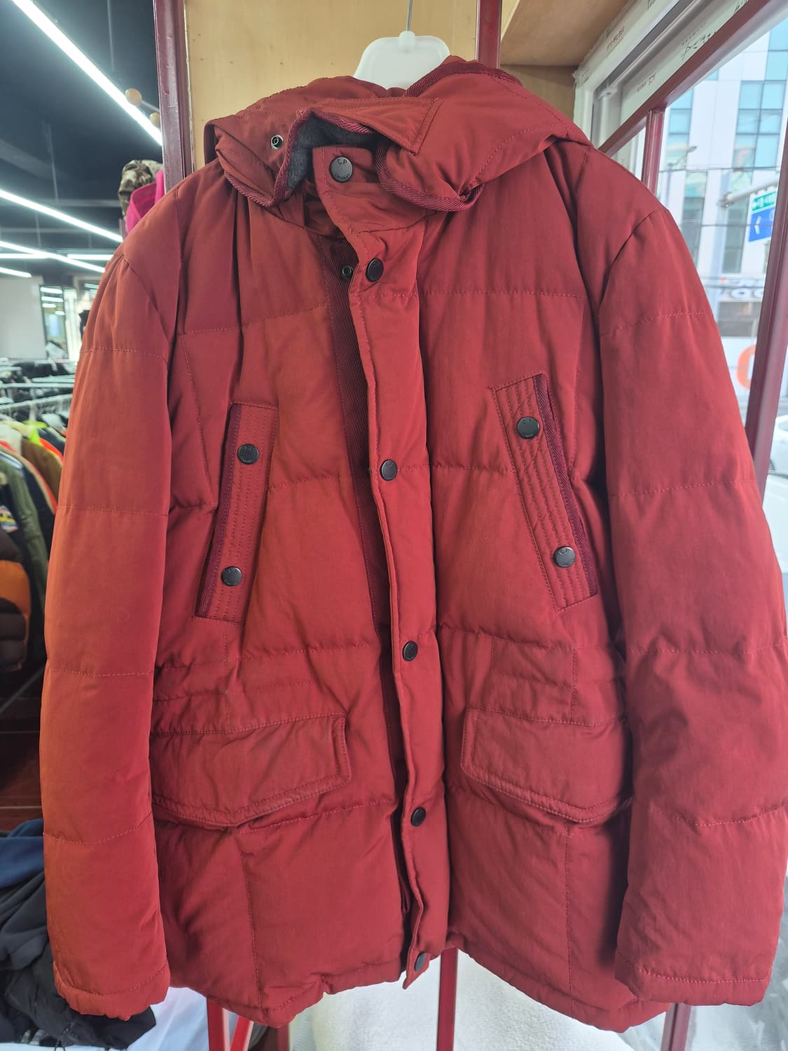 100) CP 컴퍼니 고글 덕다운 패딩 팝니다 상품이미지1