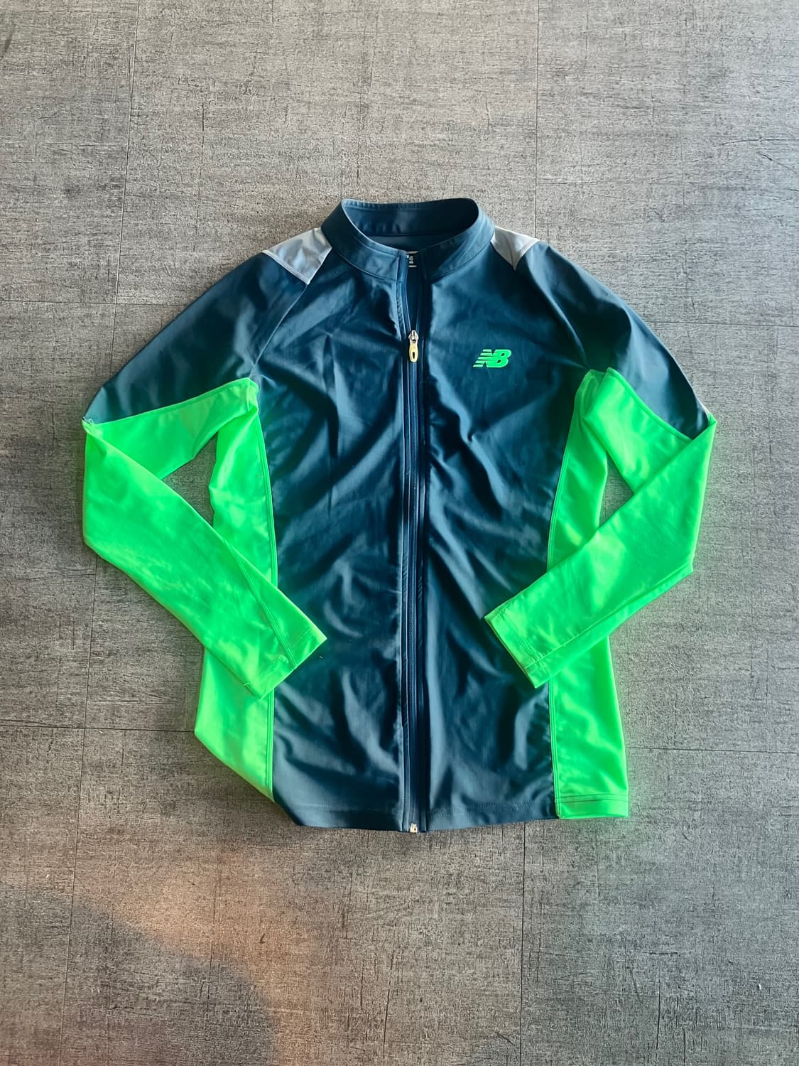 Newbalance 뉴발란스 가슴로고 기능성 러닝자켓 상품이미지1