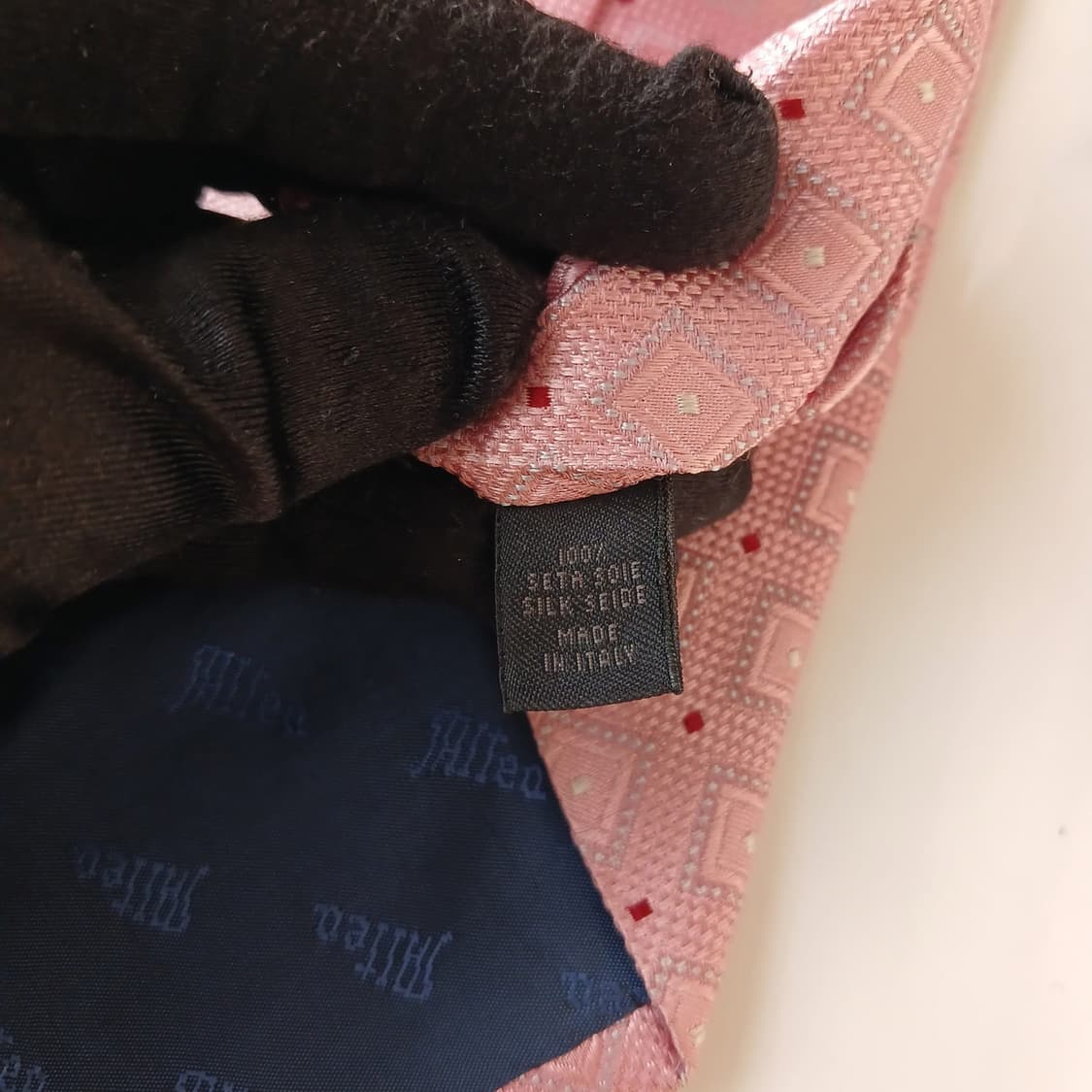 알테아 실크 핑크 자카드 넥타이 9.2cm A+등급 A18877
 상품이미지7