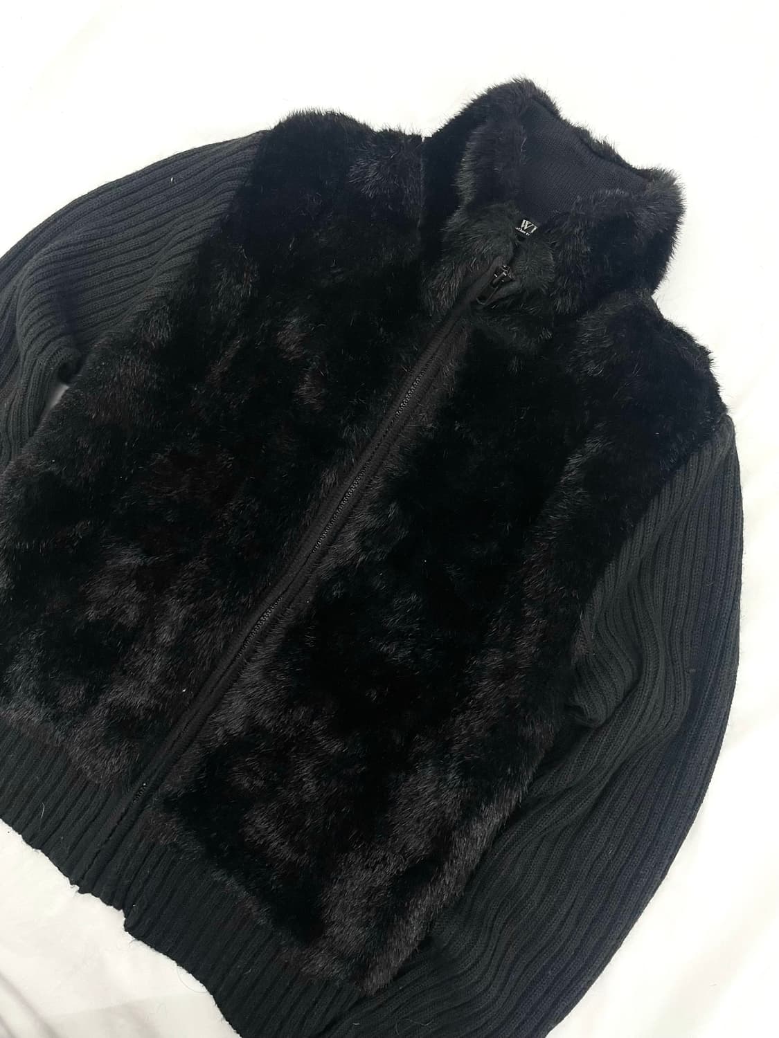 Black fur layered knit zip-up 상품이미지4