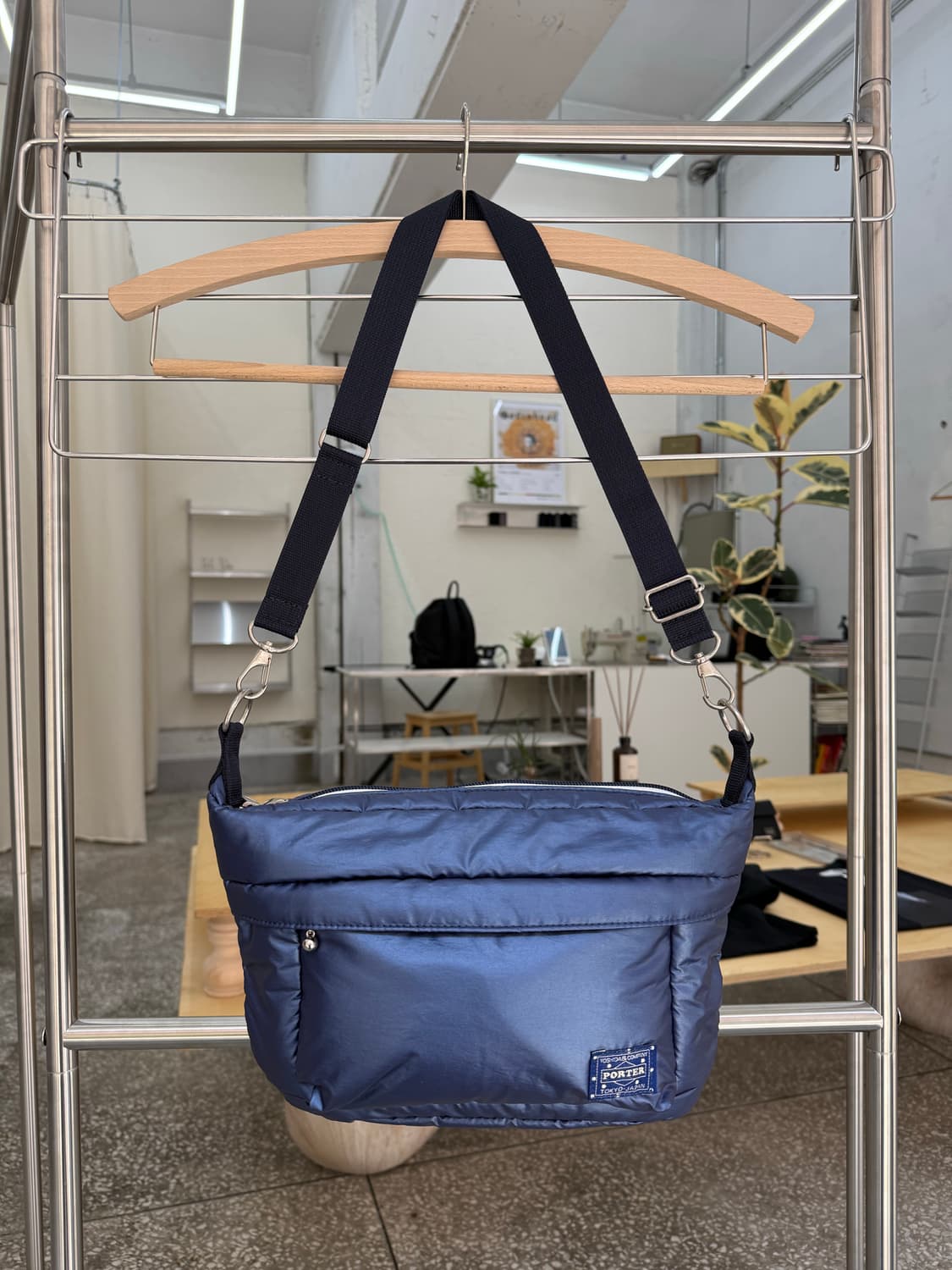 PORTER GIRL MOUSSE SHOULDER BAG NAVY 상품이미지1