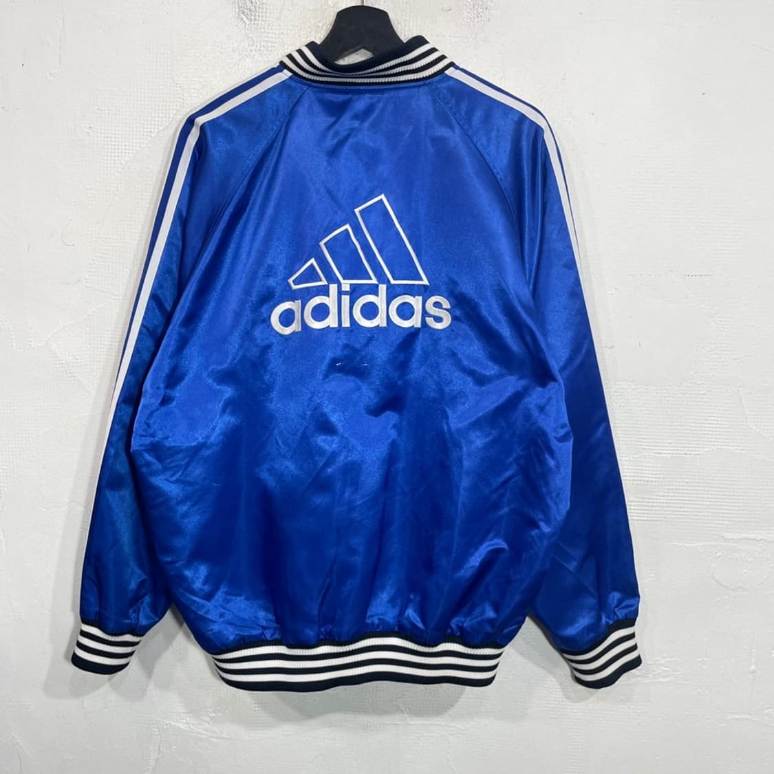 아디다스 올드스쿨 y2k 바람막이 상품이미지3