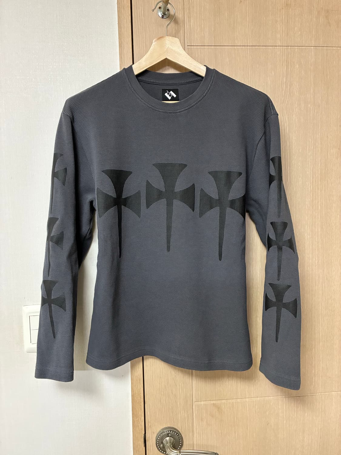 [M]THE TRILOGY TAPES 3크로스 롱슬리브 상품이미지1