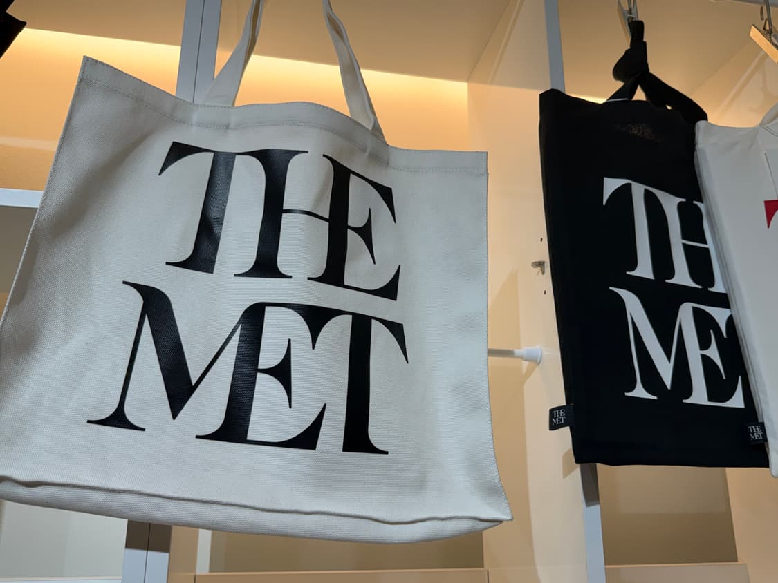 (새상품) the met 메트로폴리탄 에코백 화이트  상품이미지2