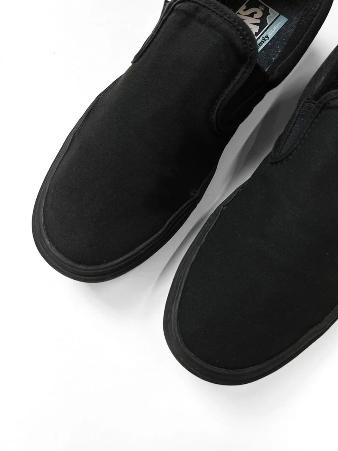 반스 VANS 프리미엄 올블랙 슬립온 스니커즈 A1482 상품이미지3