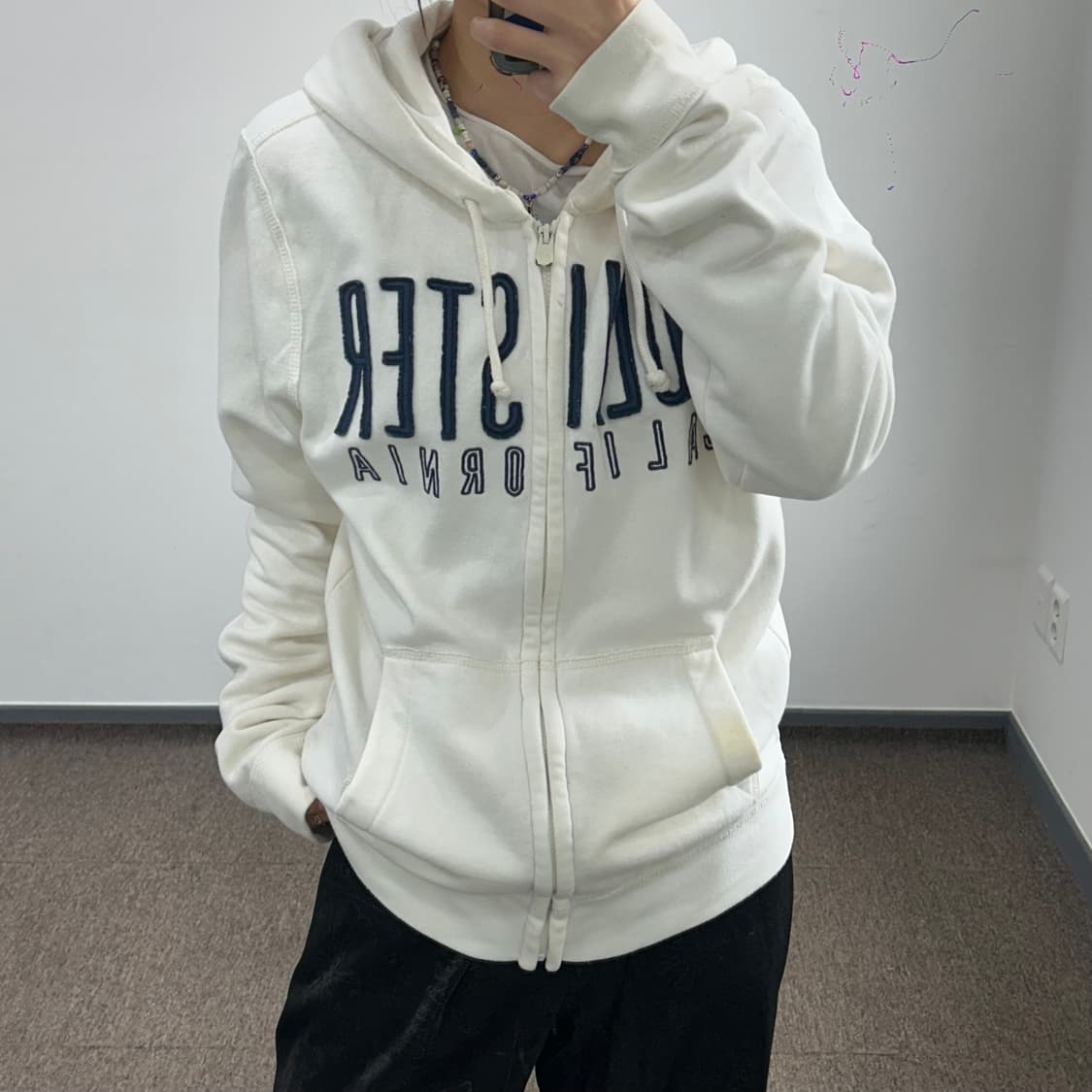 Hollister 홀리스터 네이비 스펠아웃 아이보리 후드집업 상품이미지2