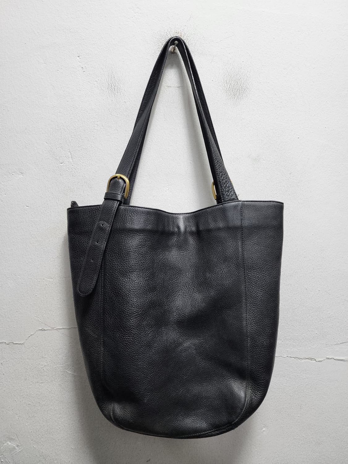 MOSCOT 모스콧 리얼레더 금장버클 숄더백 상품이미지2