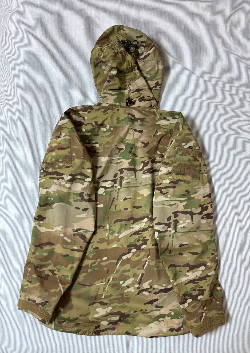 아크테릭스 리프 알파 자켓 LT 멀티캠 Gen2  상품이미지3