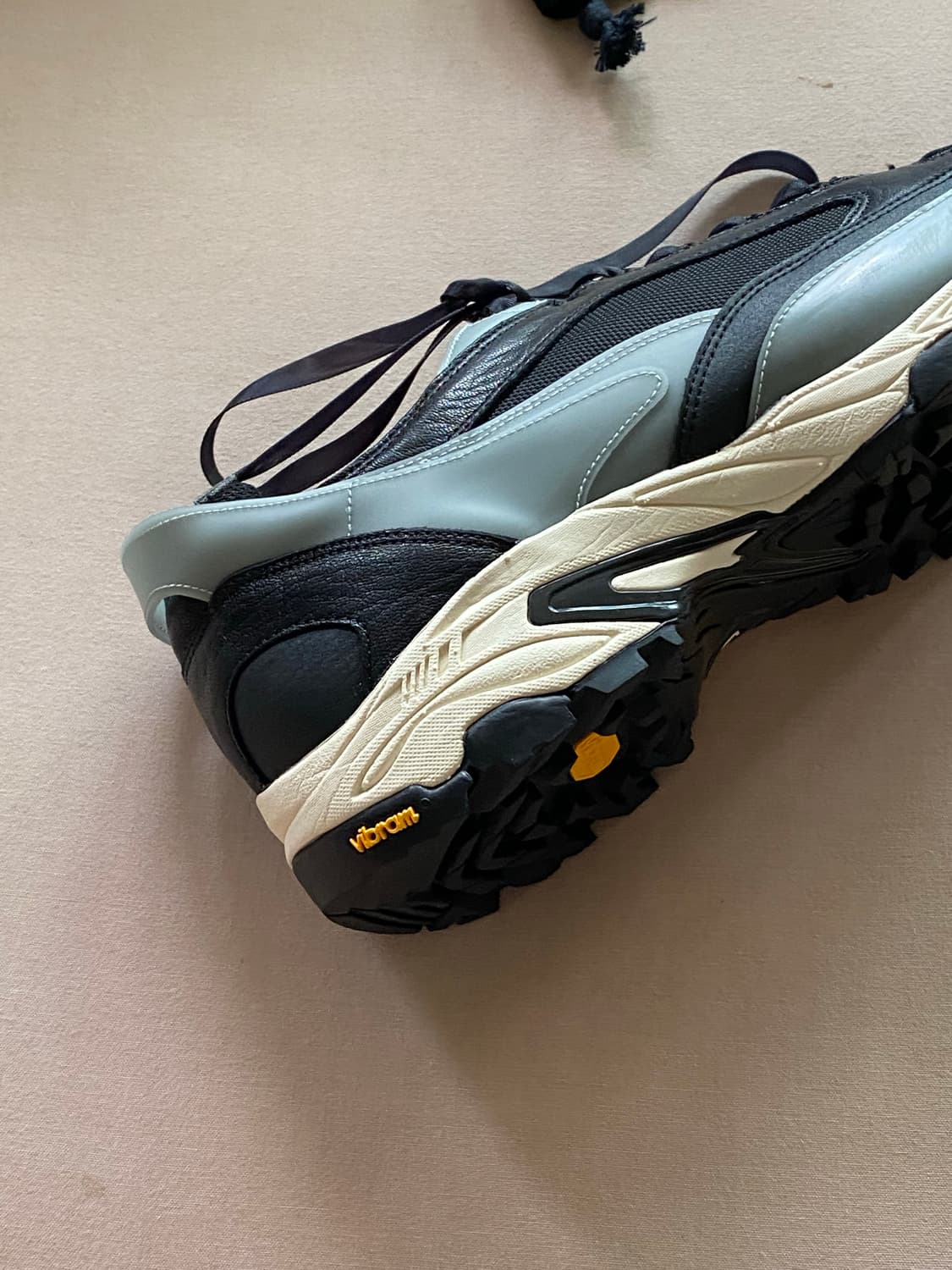 새상품💎 아워레가시 신상 스니커즈 국내최저가 EU43 상품이미지5