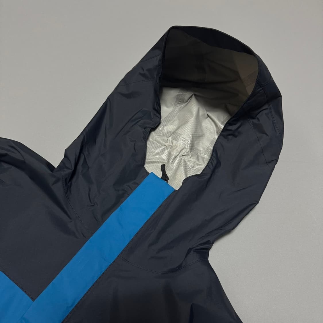 노스페이스(The north face) 블루컬러 나일론 닷샷 윈드브레이커 상품이미지7