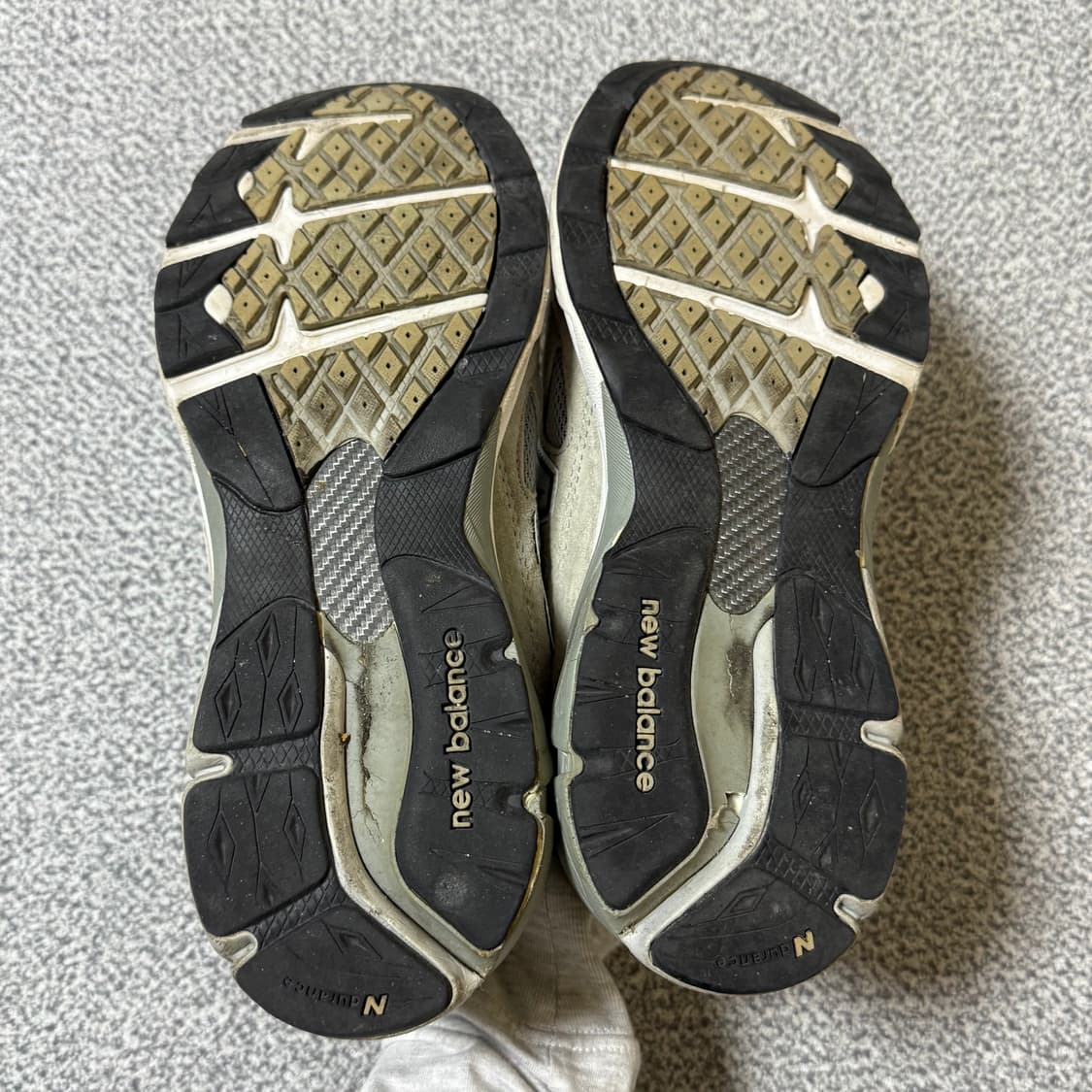 [정가 50만원] 뉴발란스 990 V3 260 상품이미지7