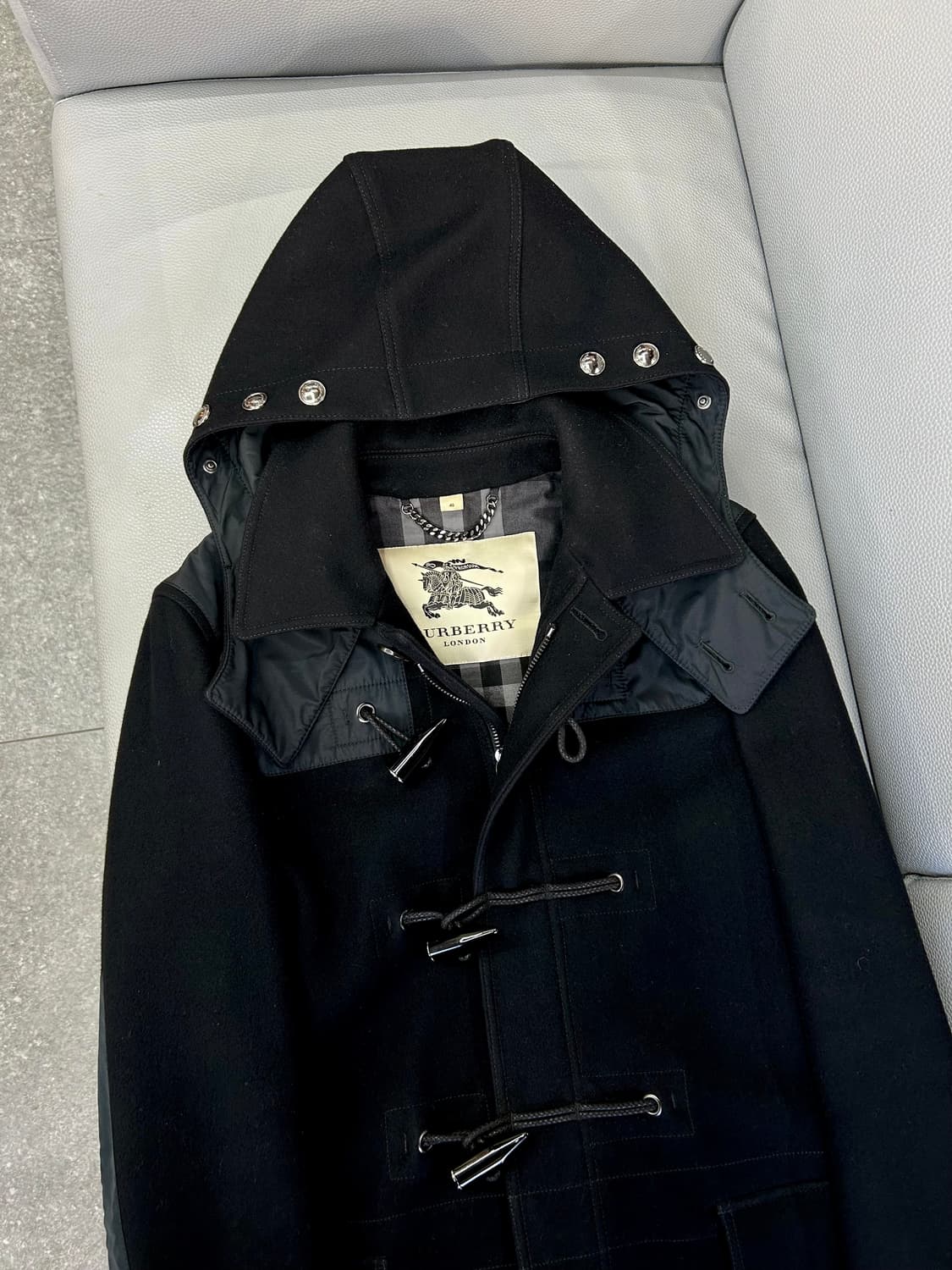 버버리 남성 블랙 울 더플코트(46) 상품이미지3