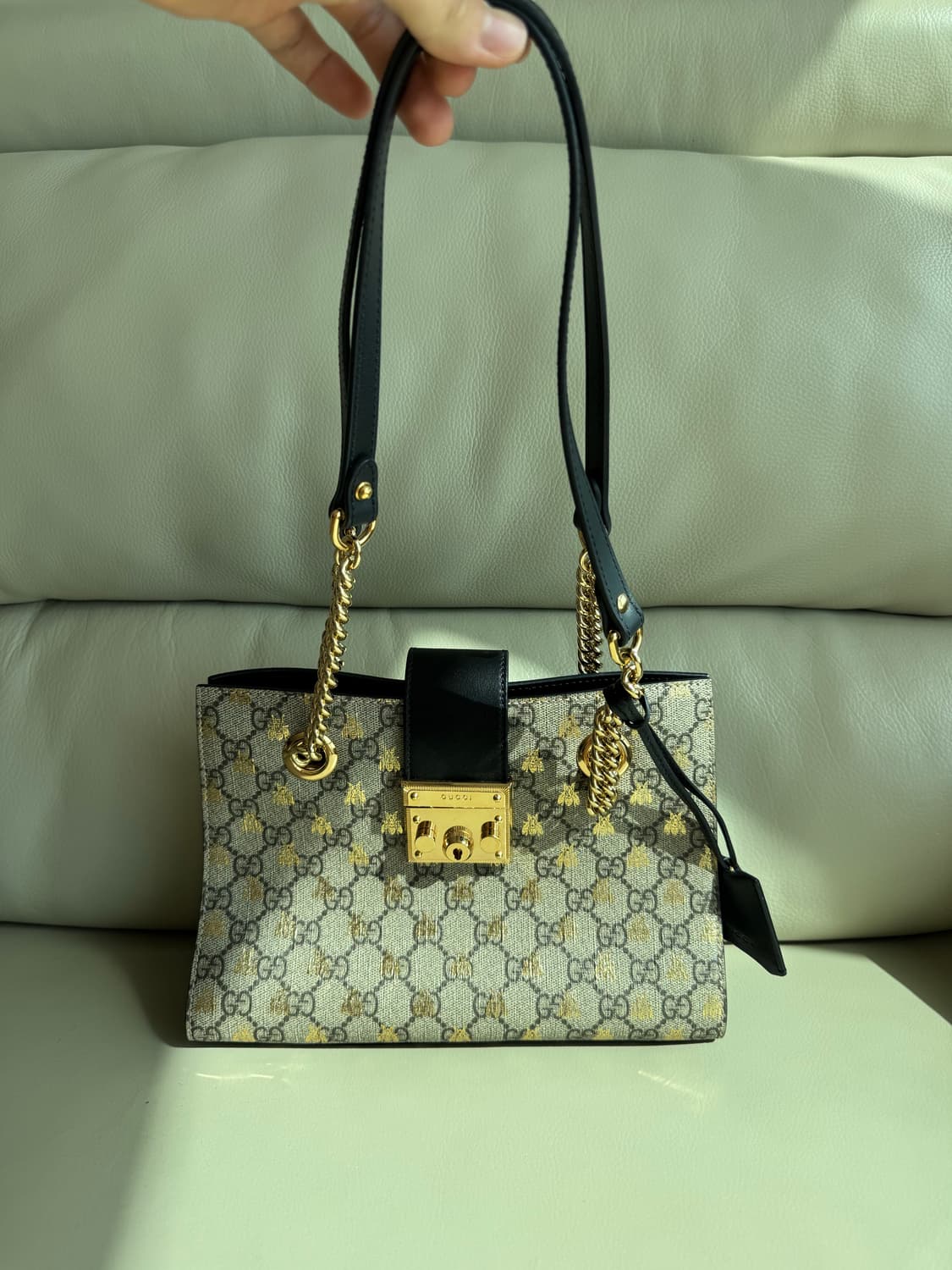 구찌 패드락 GG 수프림 숄더백 상품이미지3