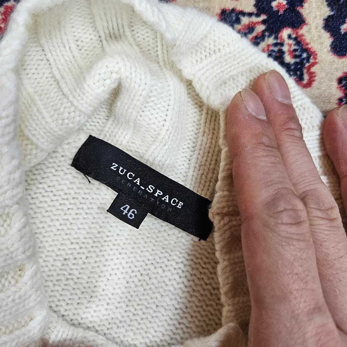 주카스페이스(ZucaSpace) 사이드 버튼 빅포켓 니트 46size 상품이미지5