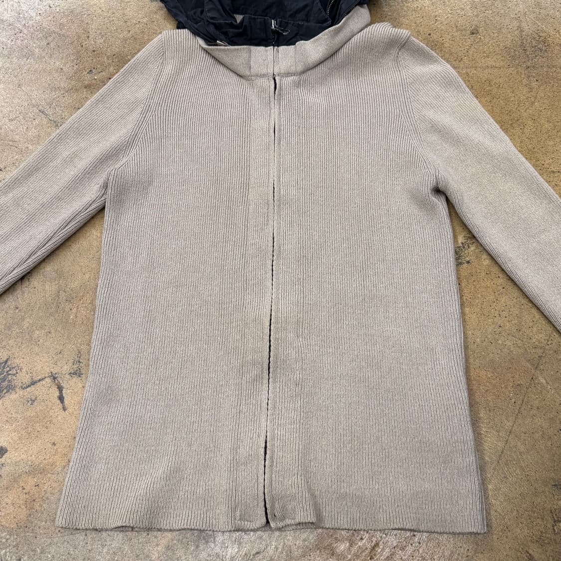 [정품/95] C.P. 컴퍼니 고글 후드 니트집업 베이지 b14 상품이미지3