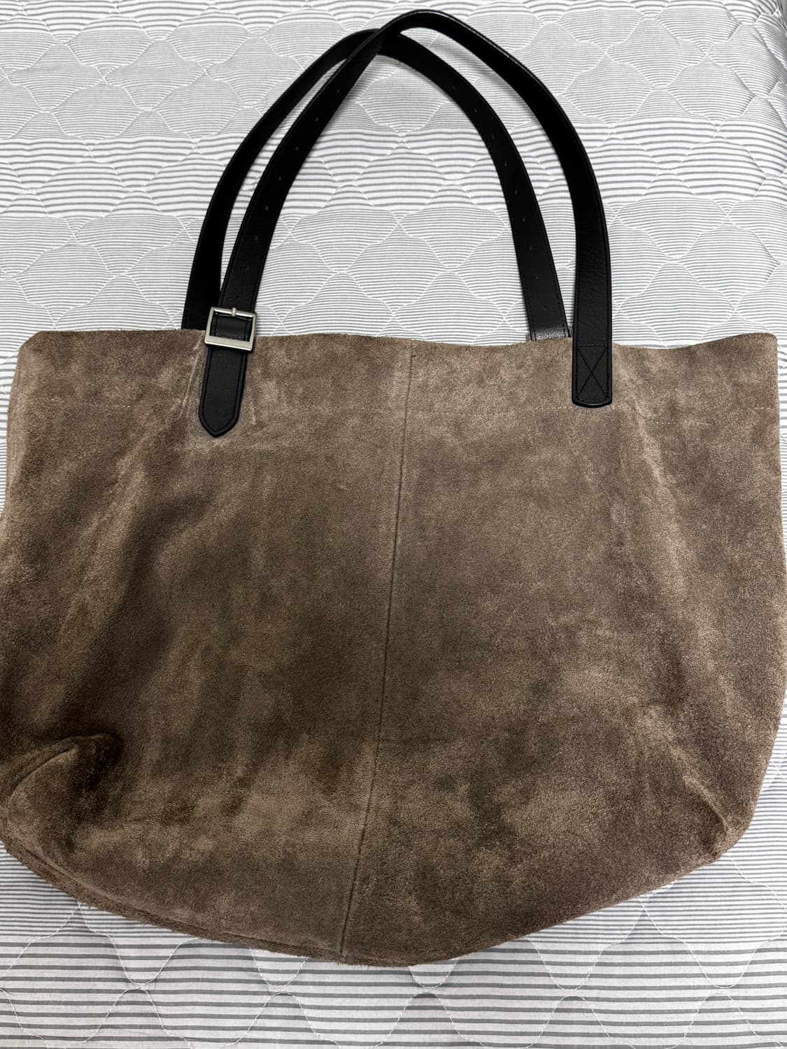 해칭룸 스웨이드 토트백 그레이 상품이미지3